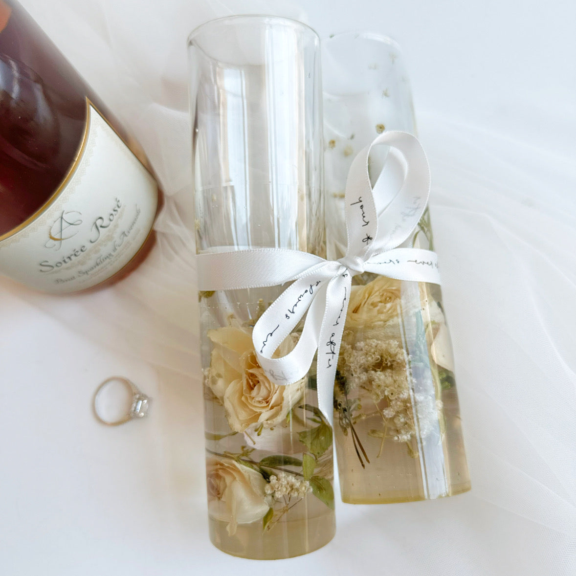 28 Wedding Champagne Flutes Worthy of Your First Toast